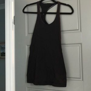 Black lululemon tank